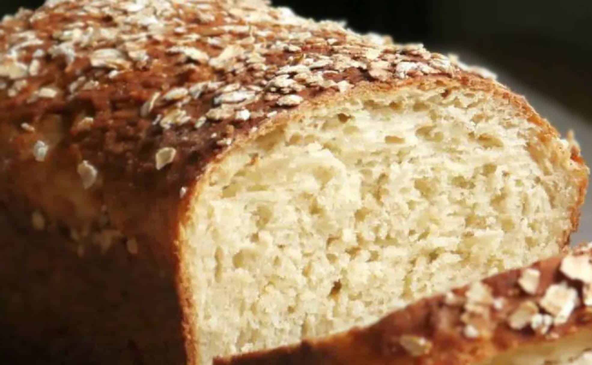 Faça uma pão de aveia com alho e salsa, sem farinha
