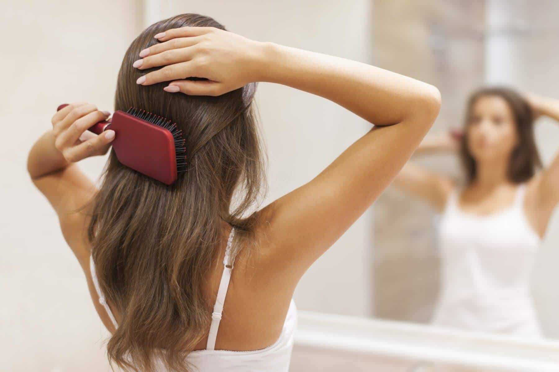 5 óleos naturais para os cabelos: hidrata, repara pontas e faz crescer rápido