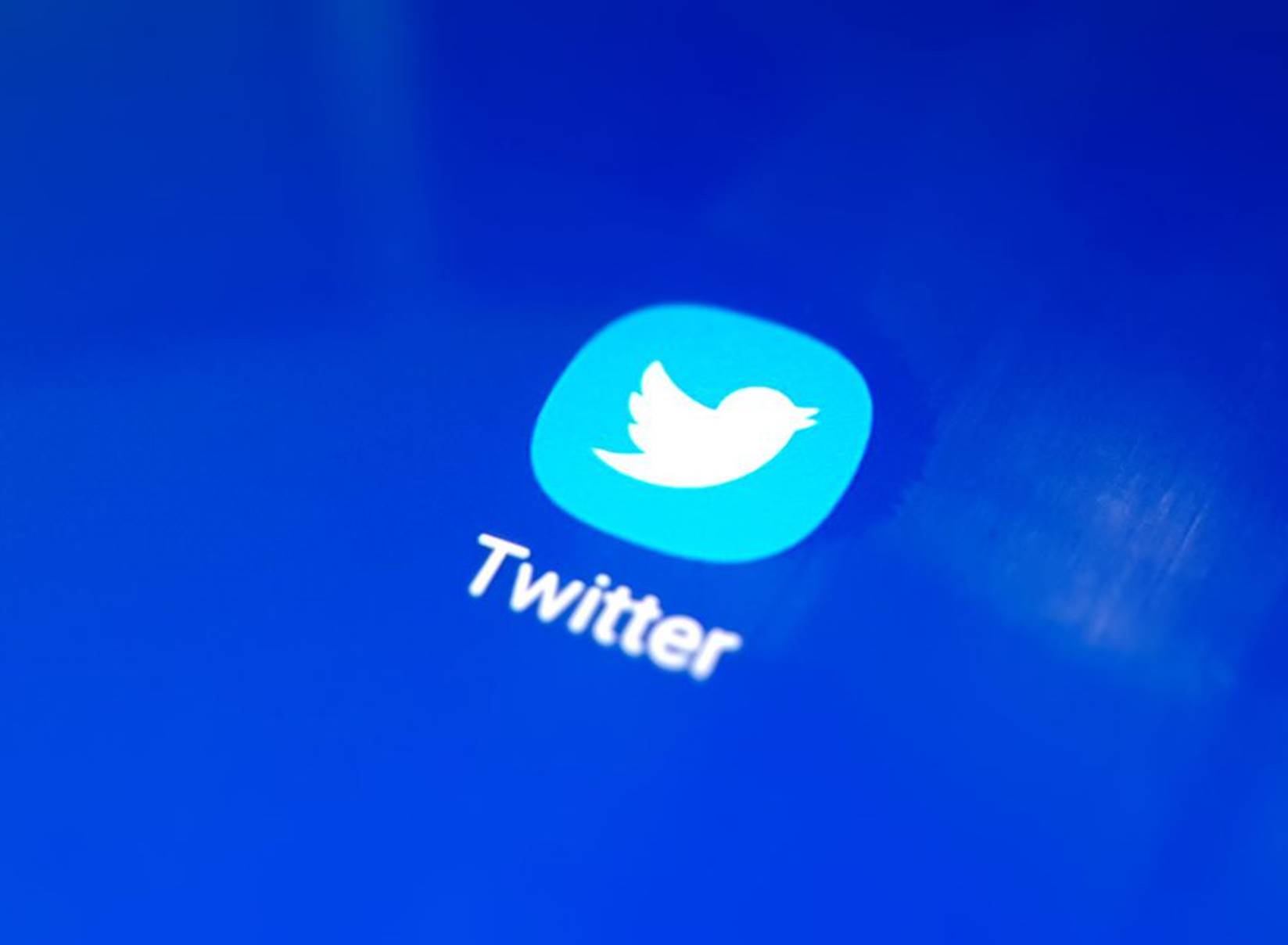 Ataque de hackers faz Twitter silenciar algumas contas verificadas