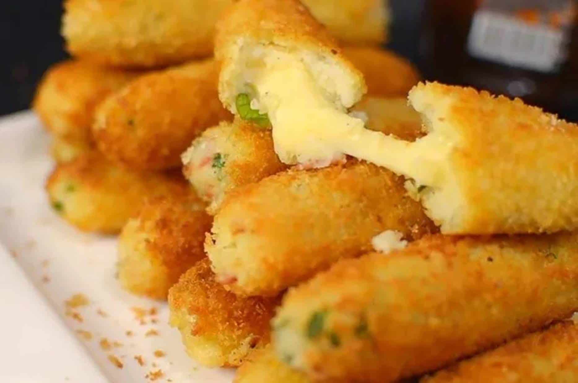 Deliciosos dedos de batata e queijo sem farinha: você vai querer mais!
