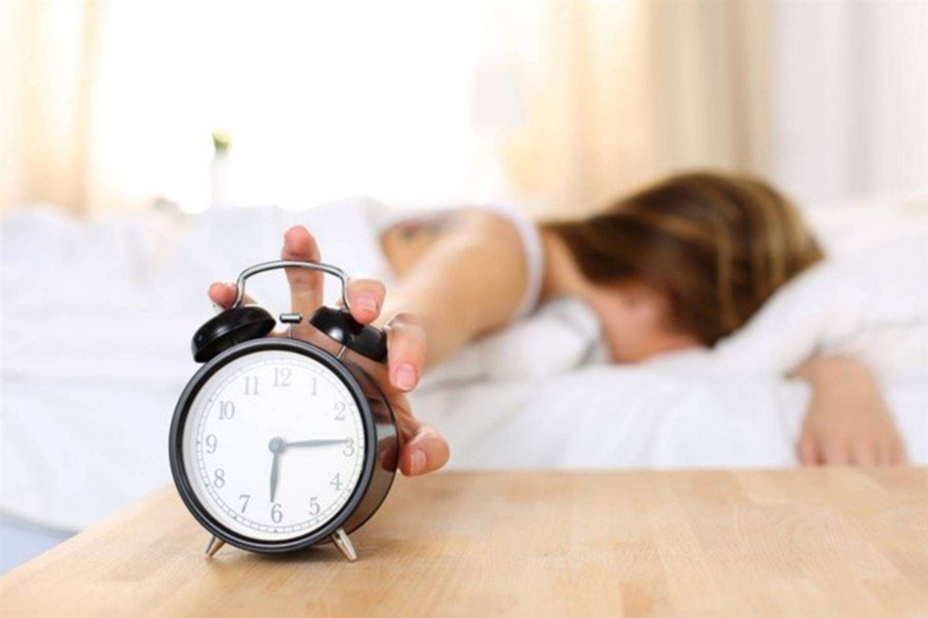  Veja o que acontece com seu corpo quando você dorme muito tarde
