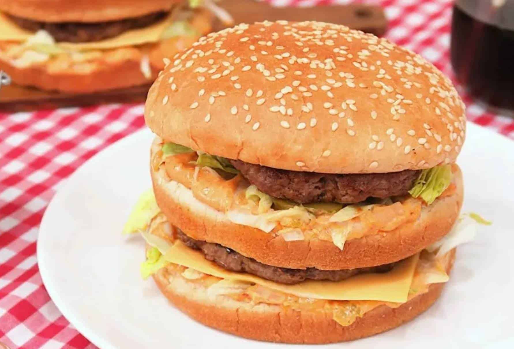 Como no Mc Donald's: Recrie o famoso Big Mac com sua fórmula secreta