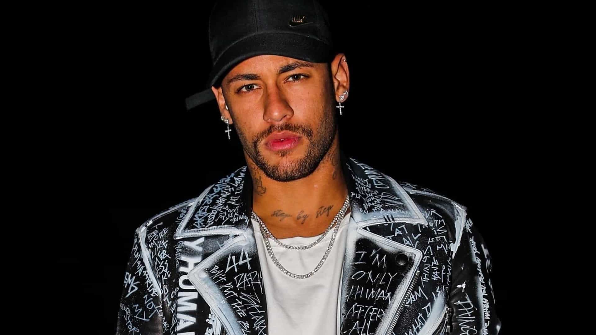 Ele pode! Neymar compra mega cobertura no maior prédio do Brasil