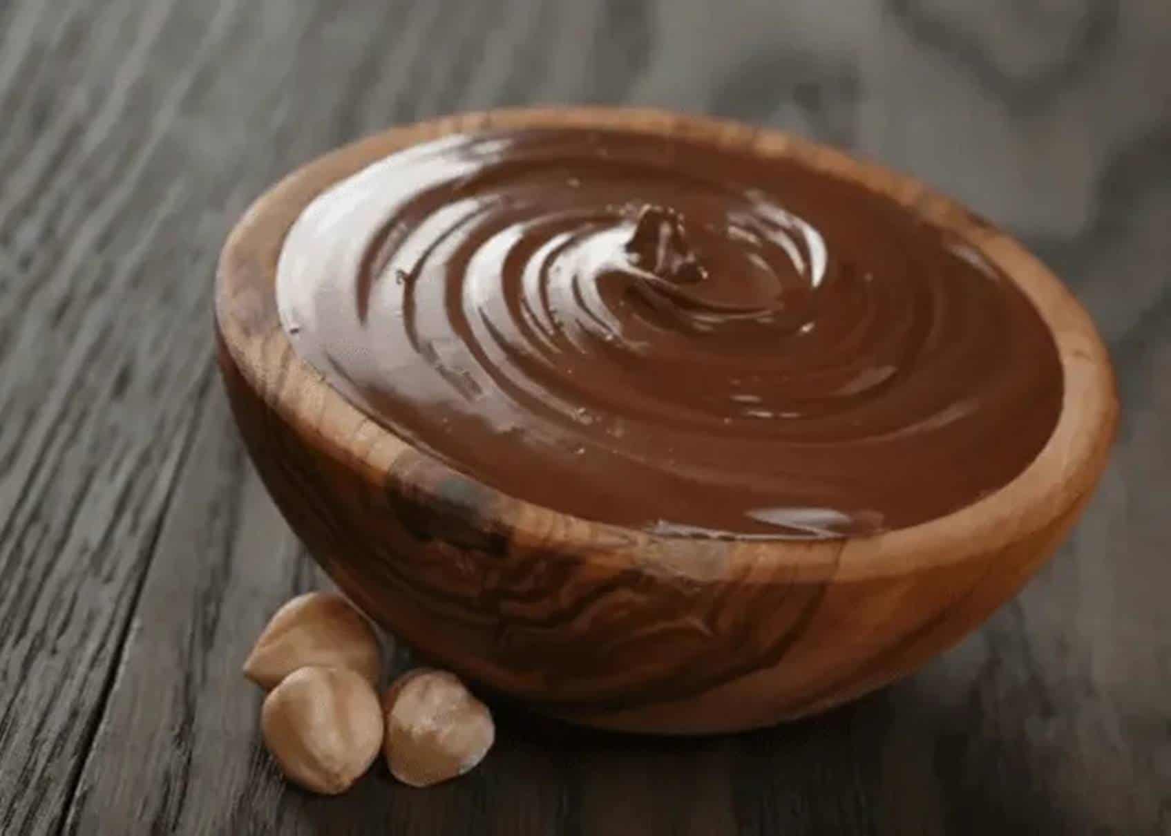 Nunca mais vai comprar: prepare sua Nutella caseira com 3 ingredientes!
