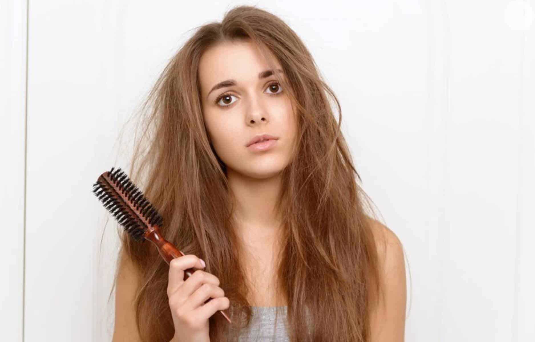 Combata as pontas duplas do seu cabelo com este tratamento natural