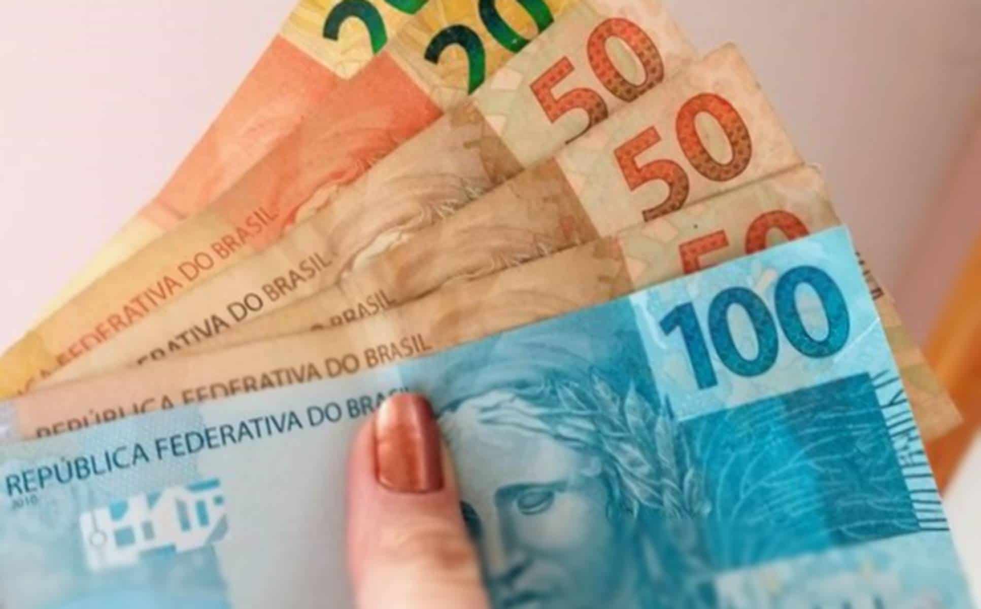 Cédula de R$ 200 é lançada pelo BC: veja como é a nova nota