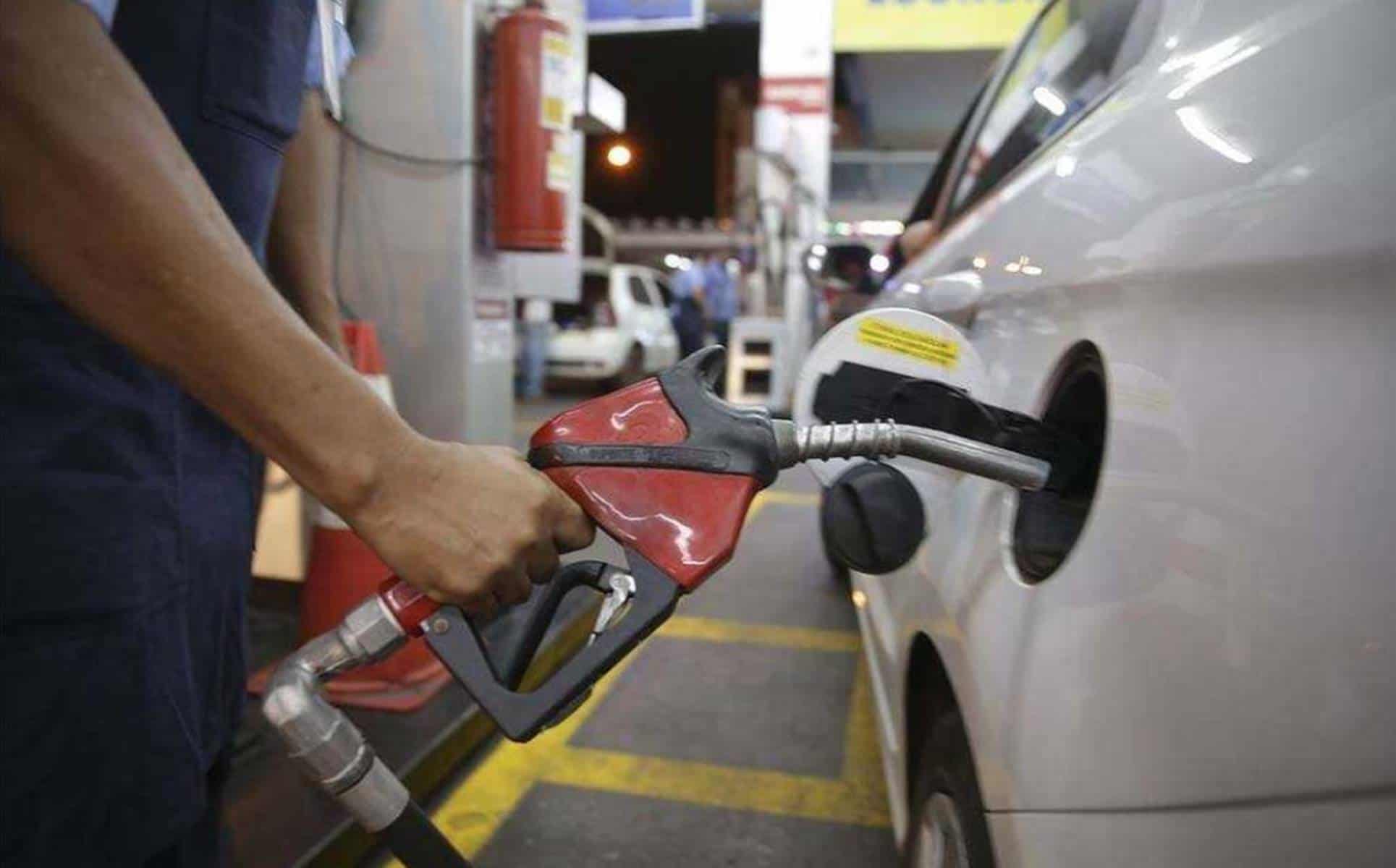 Petrobras anuncia redução preços médios do diesel e gasolina em suas refinarias
