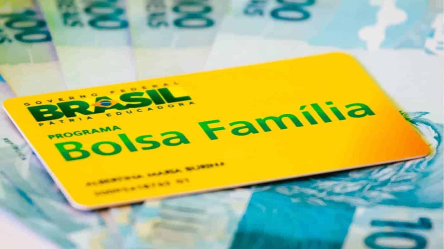 Bolsa Família: governo paga ou não o 13º este mês?