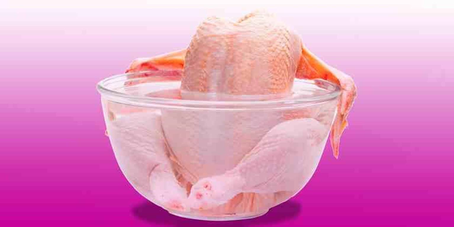 É verdade que comer pele de frango faz mal a saúde?