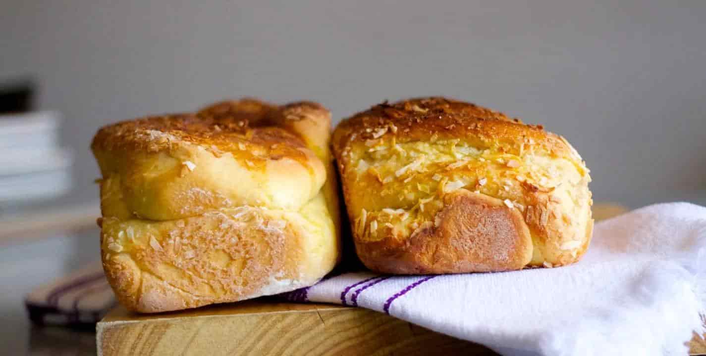 Pão de coco caseiro: uma receita divina em apenas 3 passos