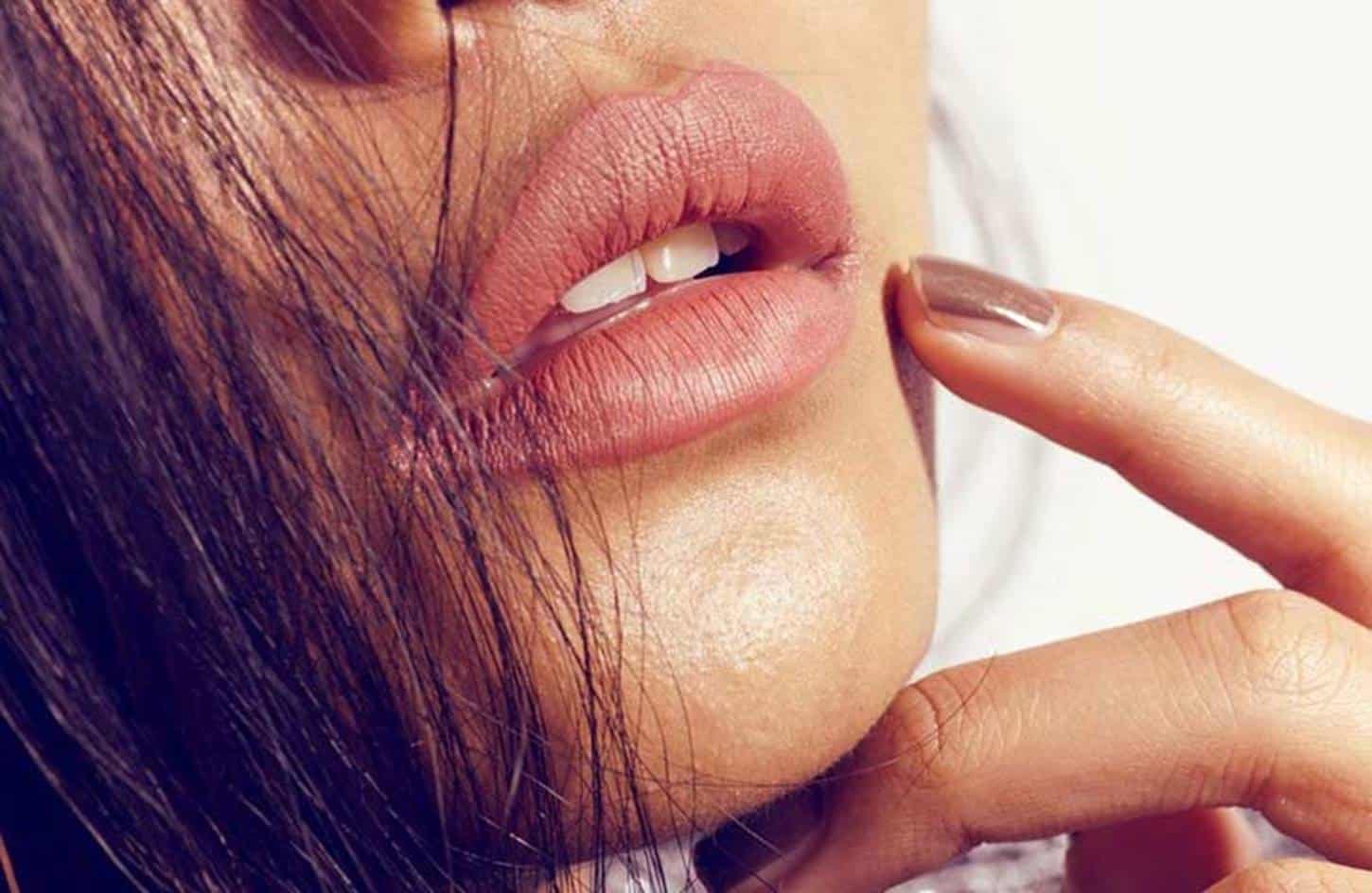 Oito dicas para evitar lábios secos nos dias quentes