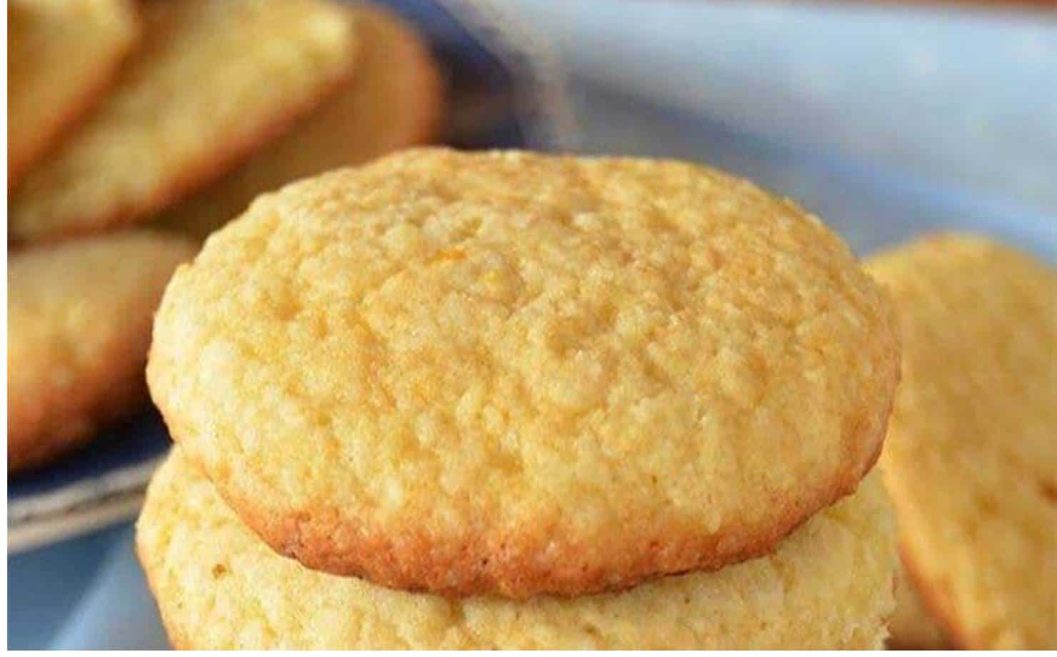 Prepare biscoitos deliciosos de laranja com coco