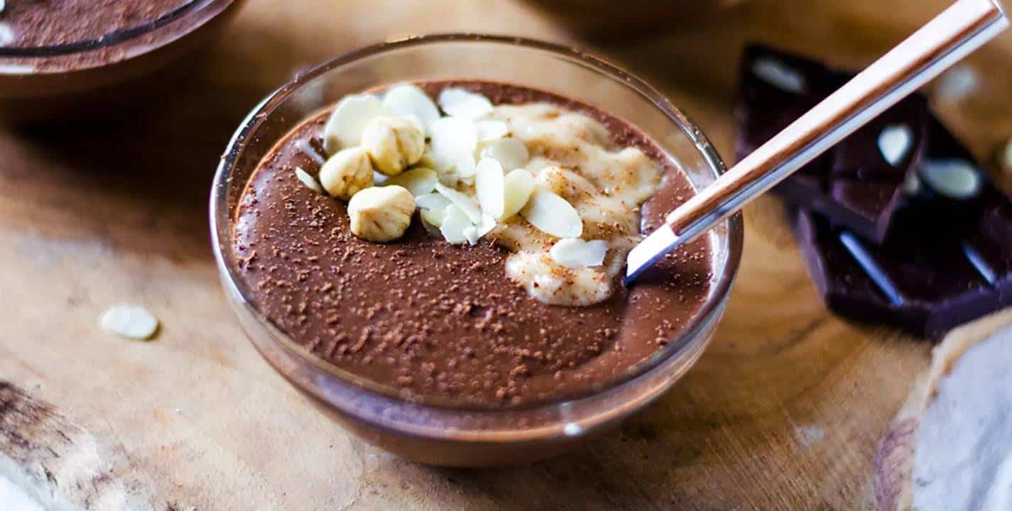 Sem forno: Prepare a sobremesa de chocolate mais fácil e saudável do mundo