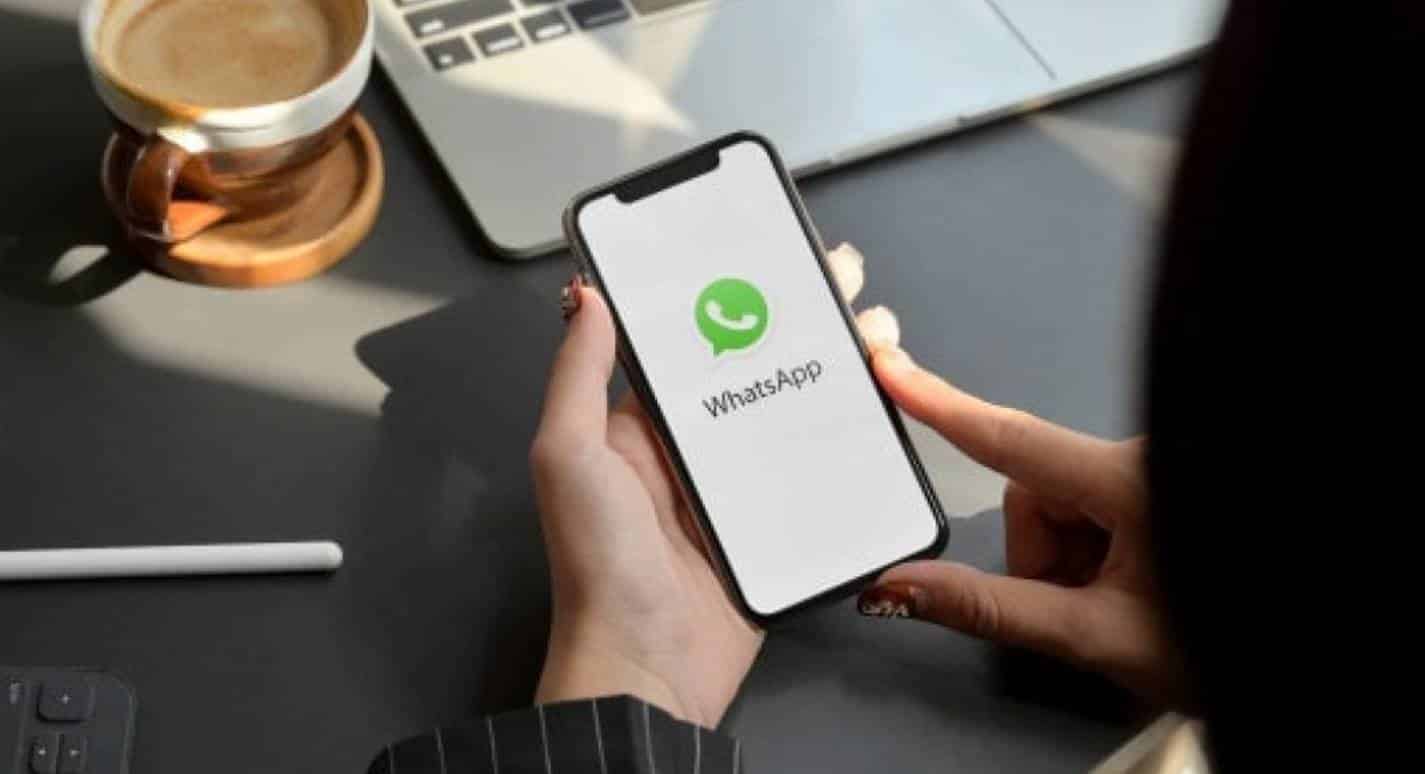 Truque para ler mensagens completas do WhatsApp sem entrar na conversa