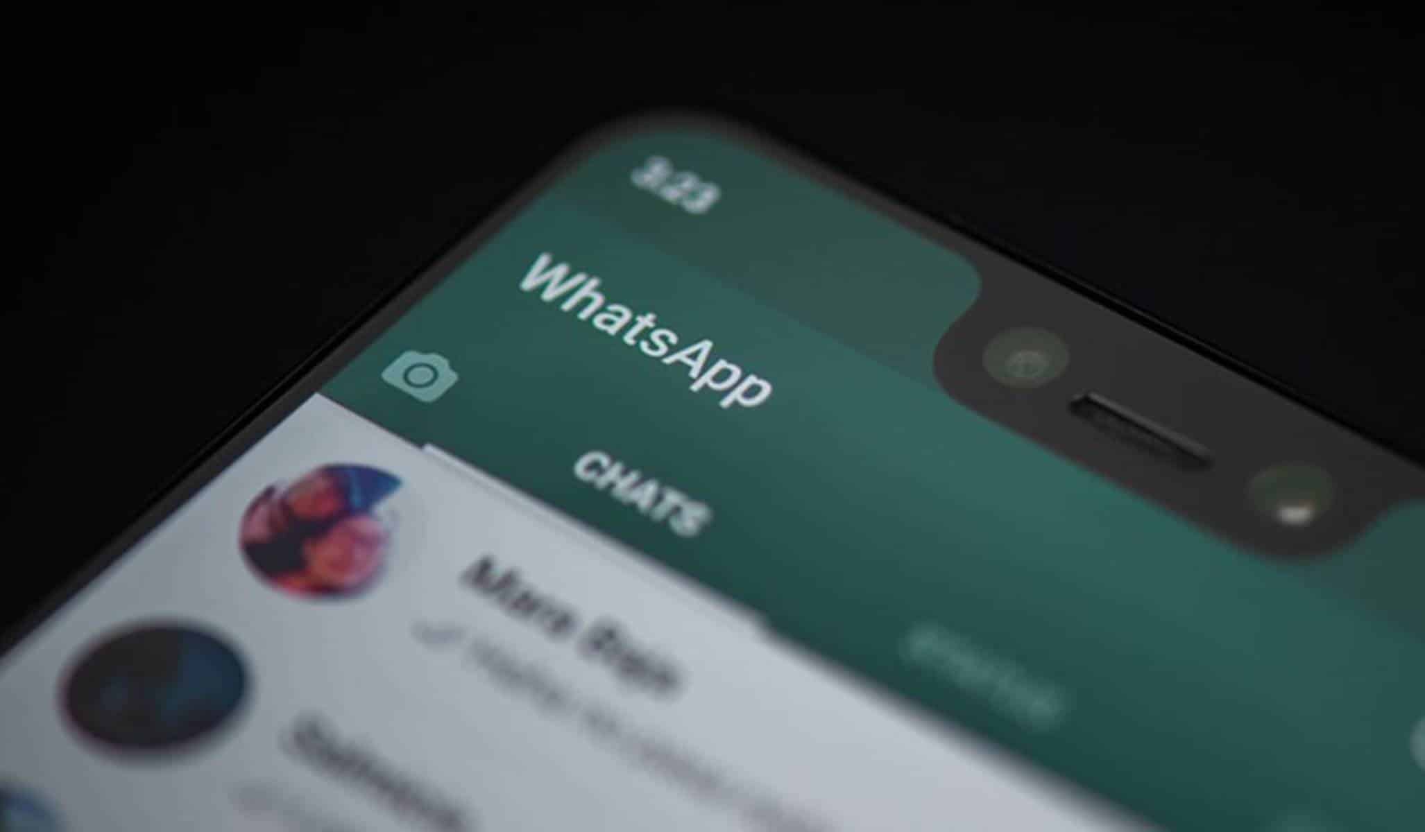Assim, você pode ter 20 maneiras de alterar a letra de todas as suas conversas do WhatsApp