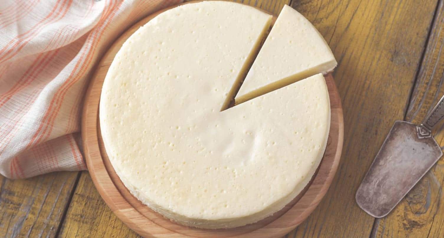 Receita de Bolo de queijo: o mais fácil e rápido do mundo!