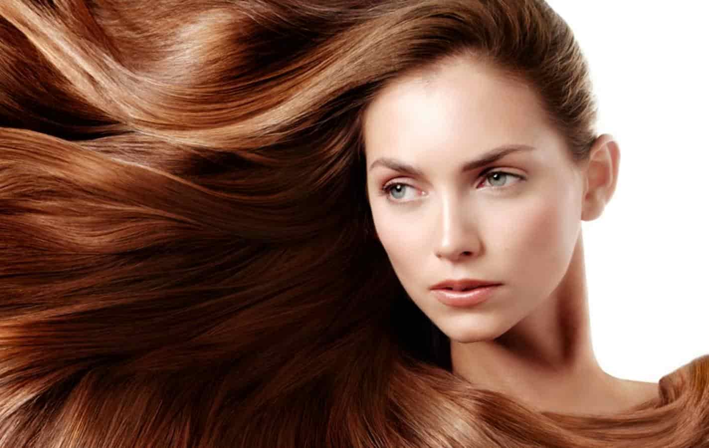 Impulsione o crescimento do seu cabelo com este tratamento natural