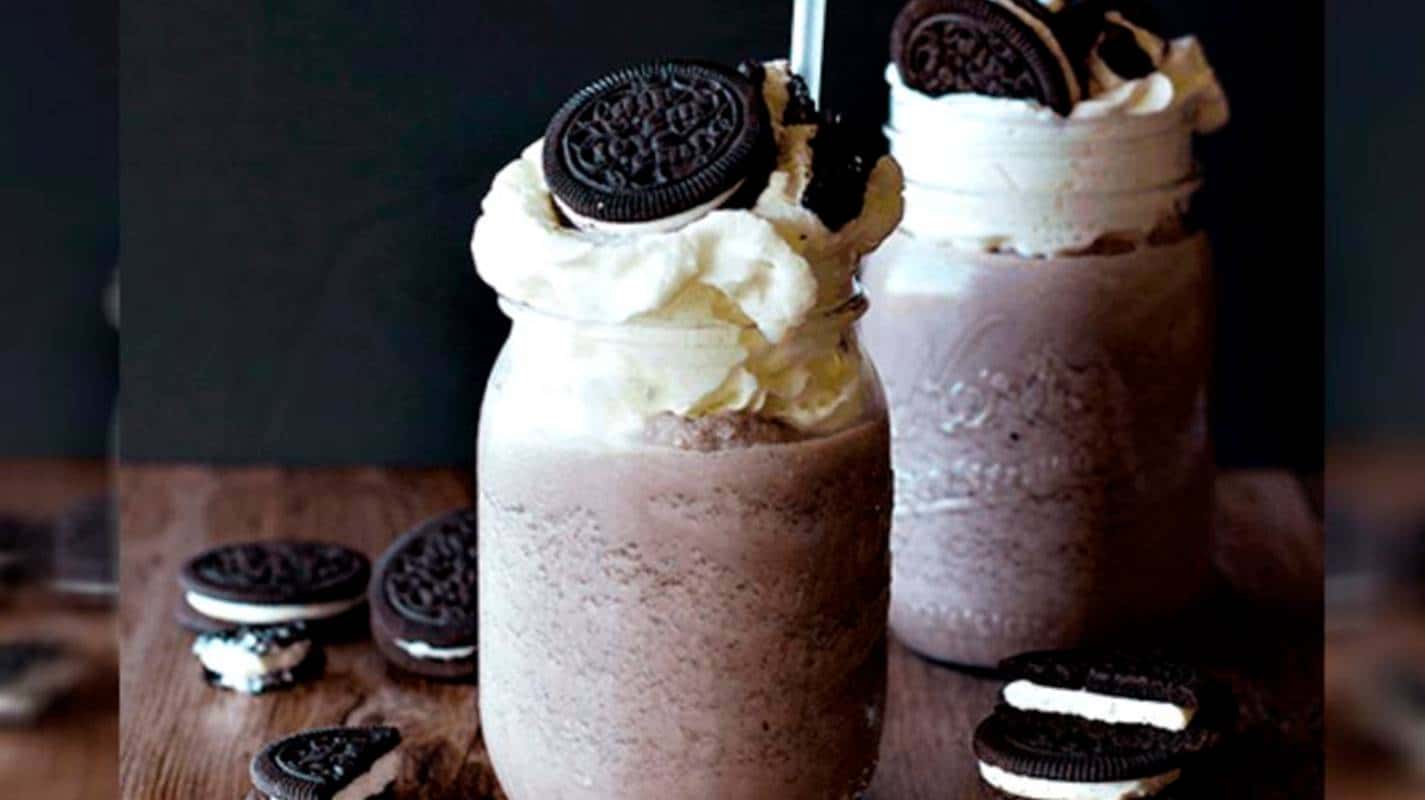 Prepare um delicioso milkshake de oreo irresistível em 10 minutos