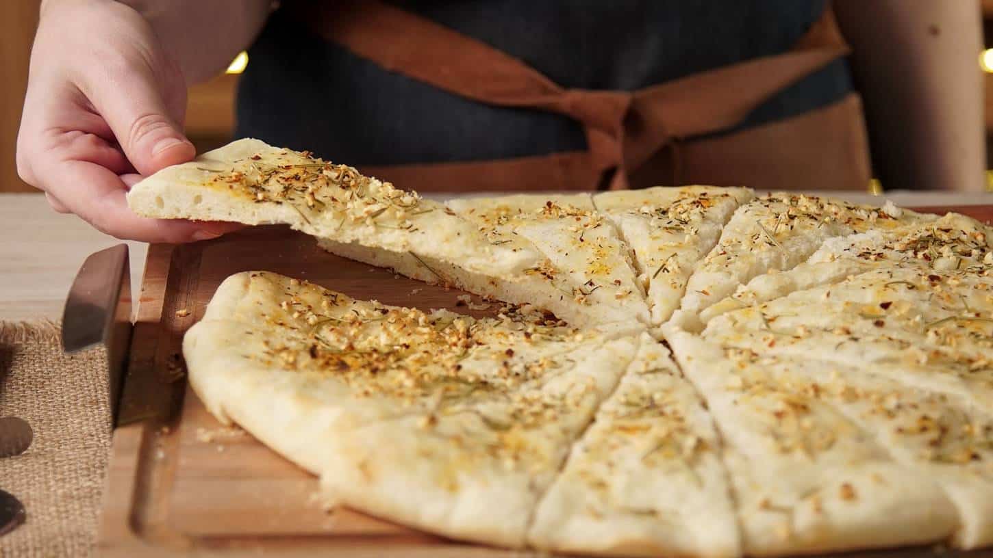Pizza de alho: uma receita super simples e deliciosa para o jantar
