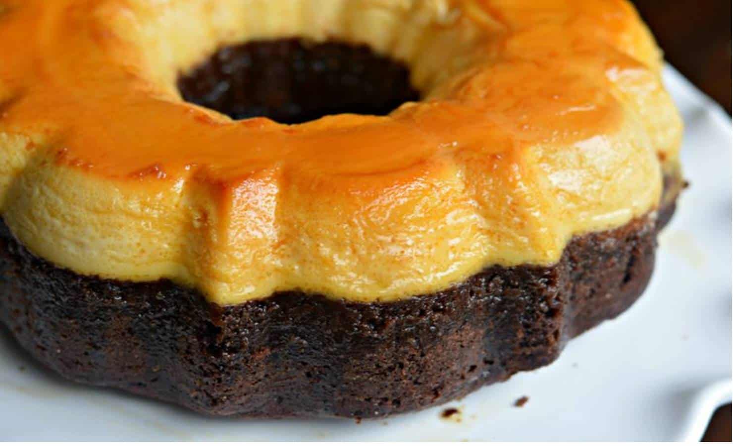 Chocoflan: a fusão de sabores de bolo e pudim que você não pode perder