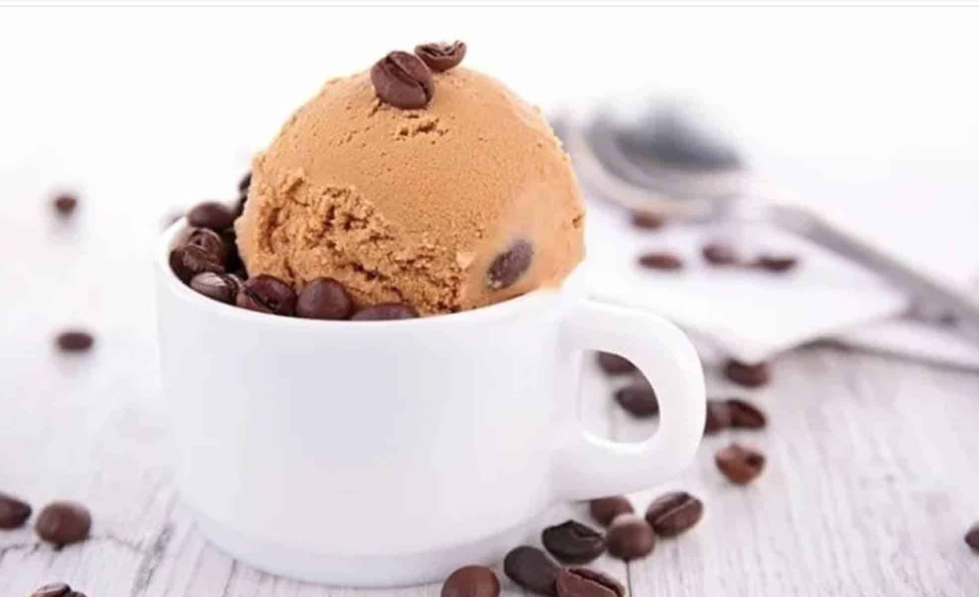 Prepare um delicioso sorvete de café com 3 ingredientes simples