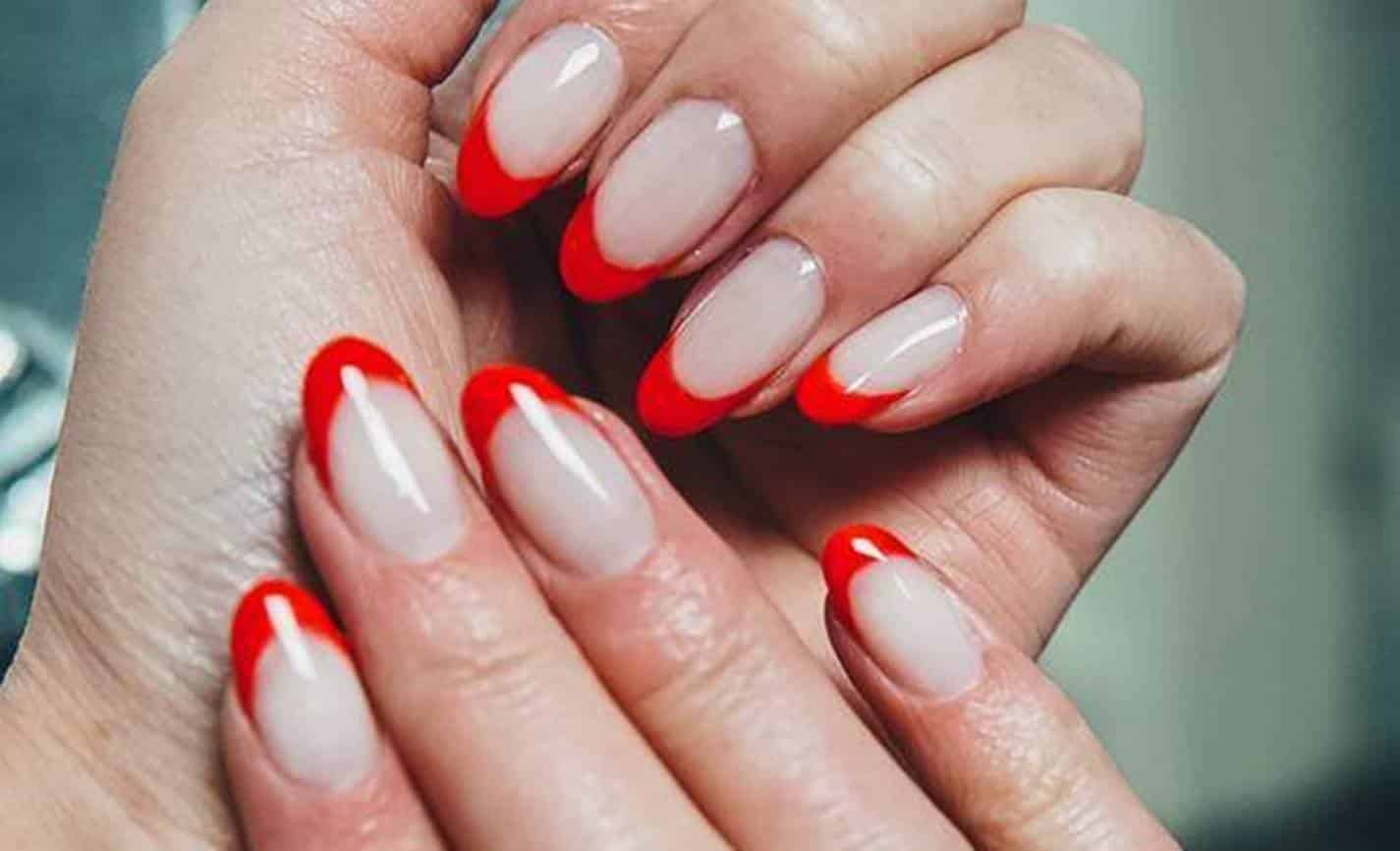 Doze coisas que só as mulheres sabem sobre pintar as unhas