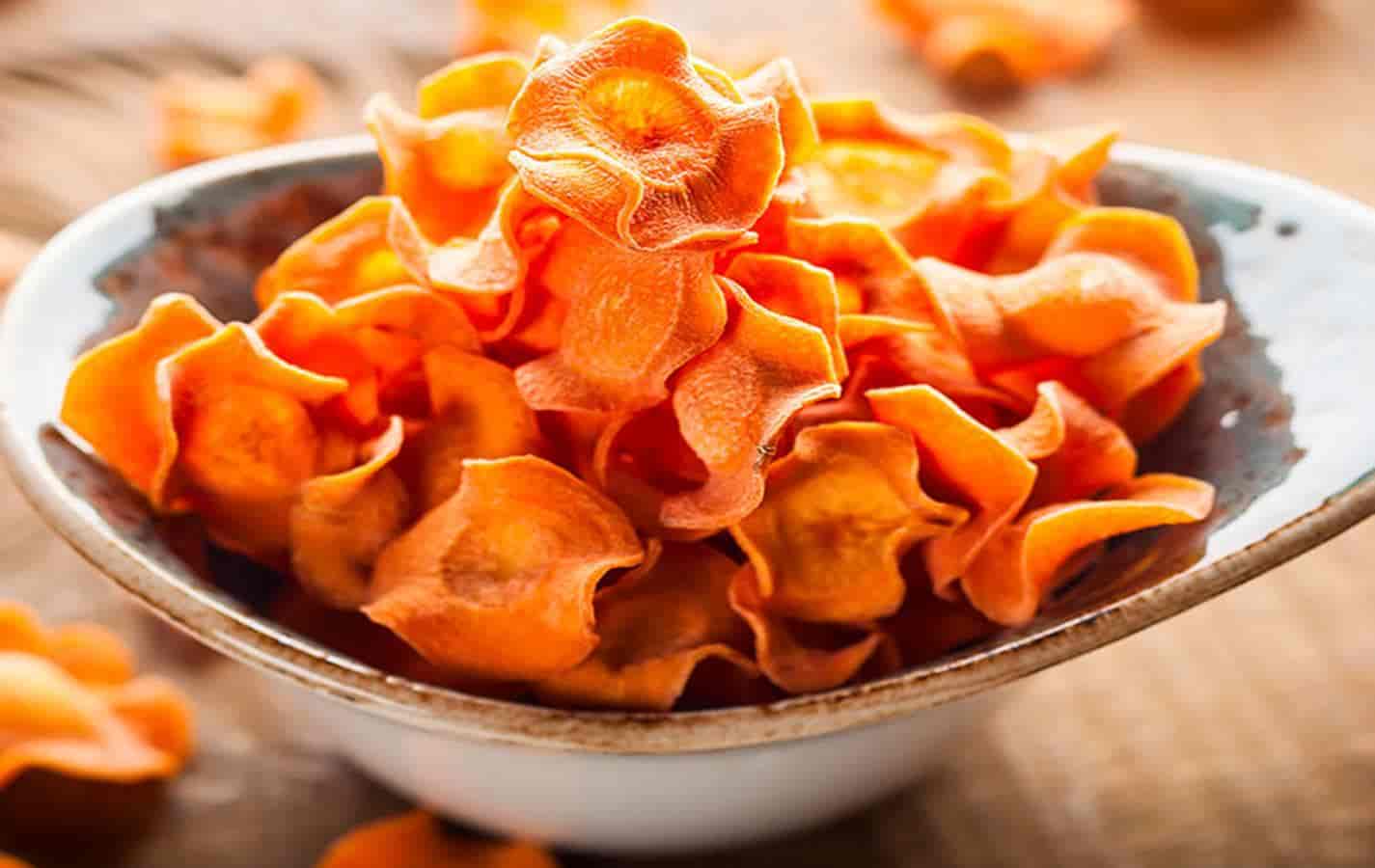 Experimente estes chips crocantes de cenoura: 3 ingredientes em 15 minutos