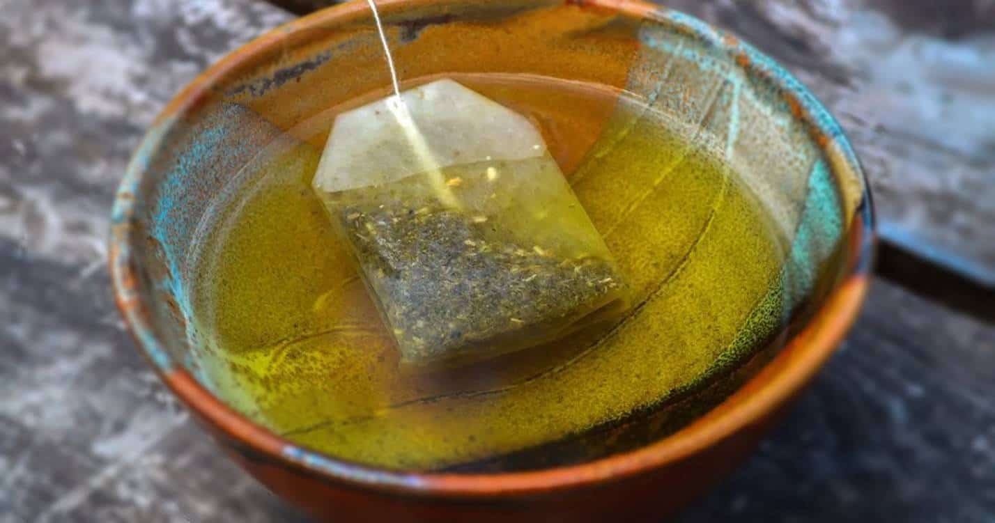 Descubra por que você deve misturar chá verde com guaraná