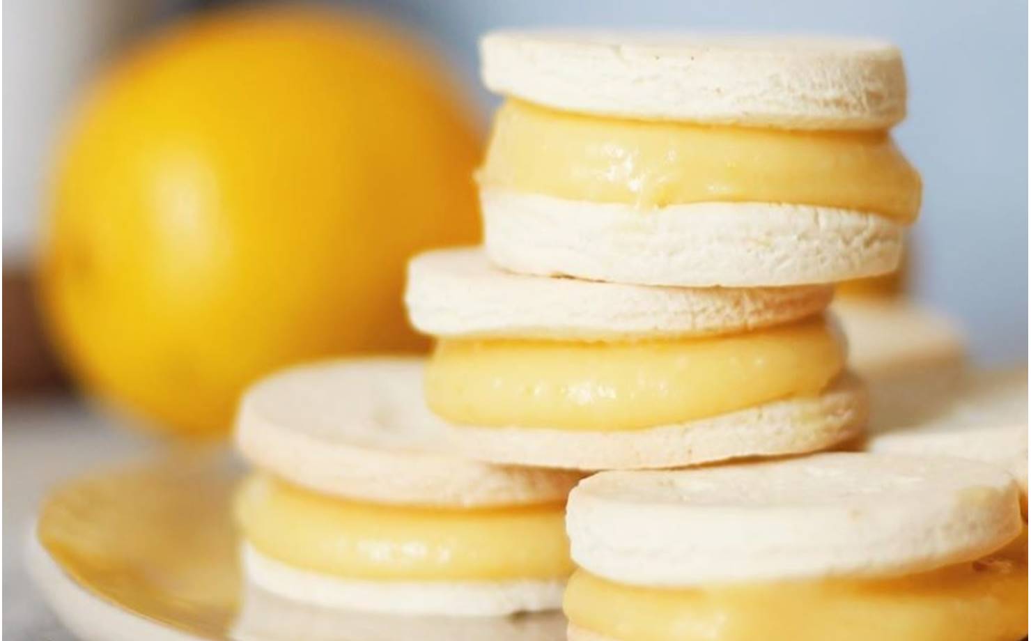 Alfajores com doce de limão: um clássico popular com um toque cítrico