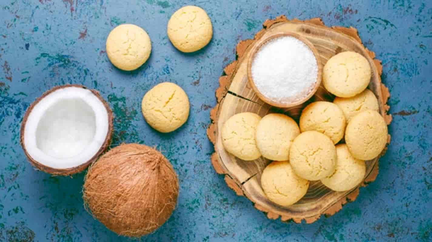 Receita fácil: biscoitos de coco ideais para um café ou lanche