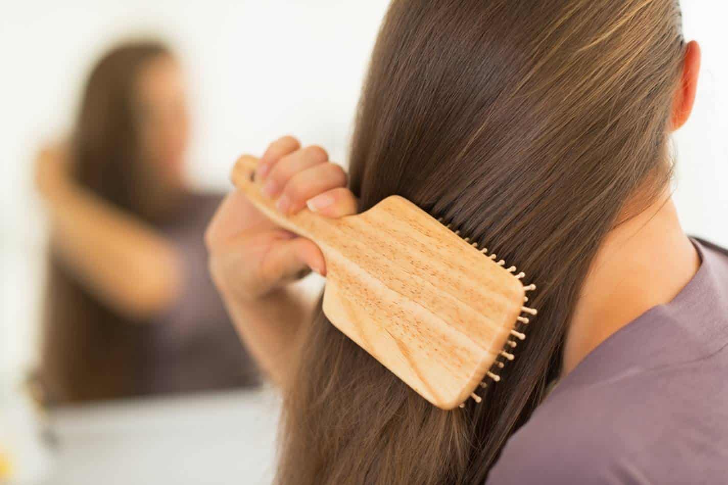 Coisas que você deve saber antes de usar shampoo seco