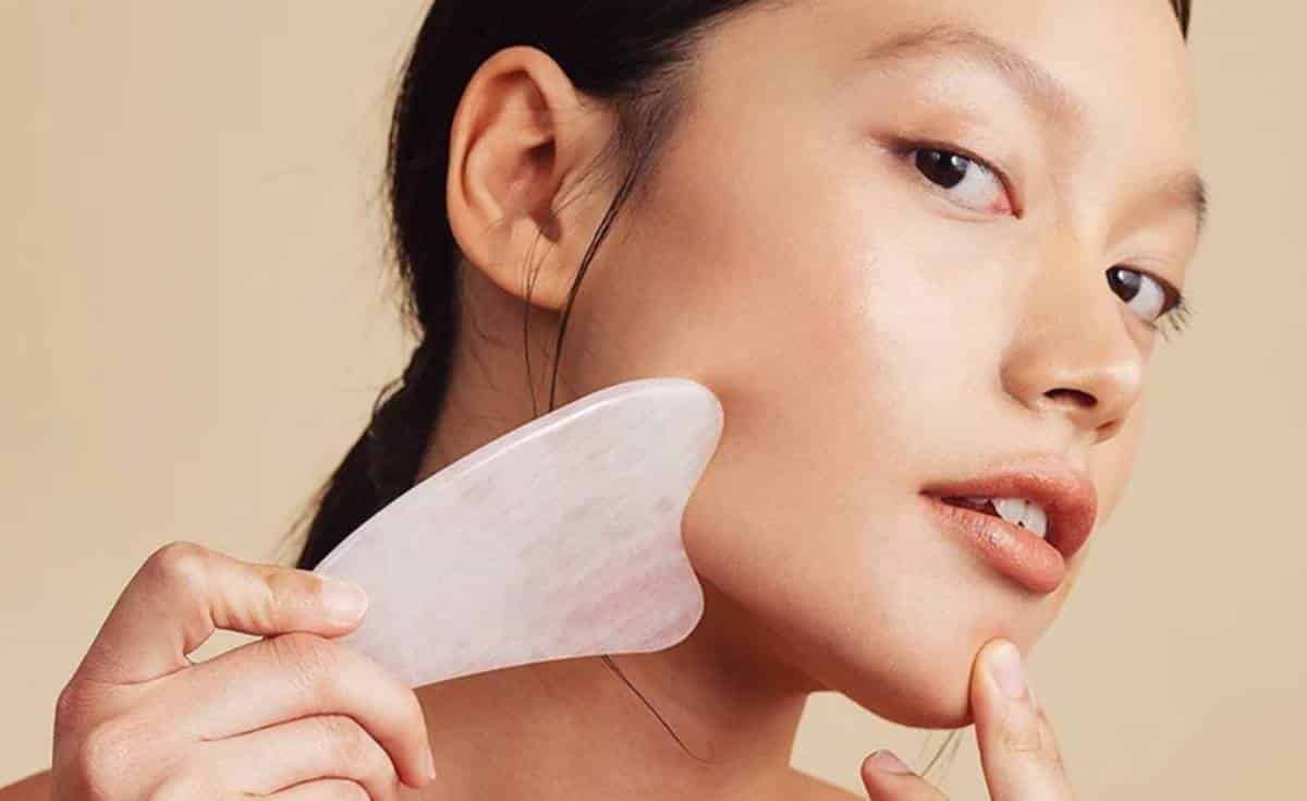 Gua Sha: ritual de beleza oriental que te ajudará a ter uma pele perfeita