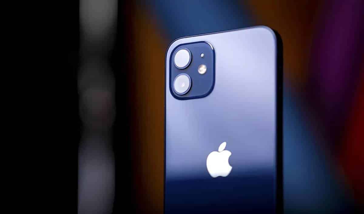 Apple trabalha em seu próprio modem de celular para futuros iPhones